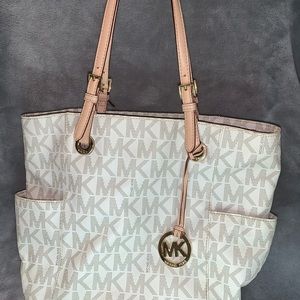 Michael Kors jet set logo signature vanilla tote